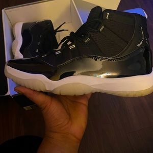 Size 10 Jordan anniversary